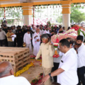 Chandrababu Naidu Carries Ramoji Rao’s Remains As Media Baron Cremated